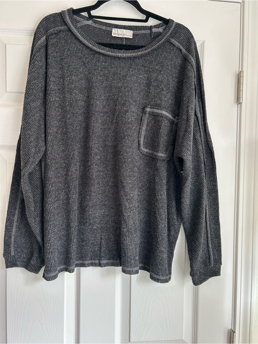 Zenana grey ribbed top with pocket size 1x/2x